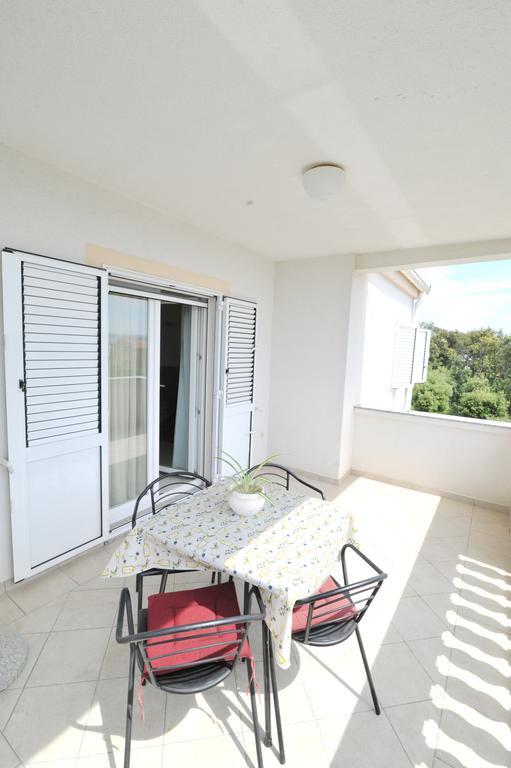 Villa Luna With Seaview Petrcane Exterior photo