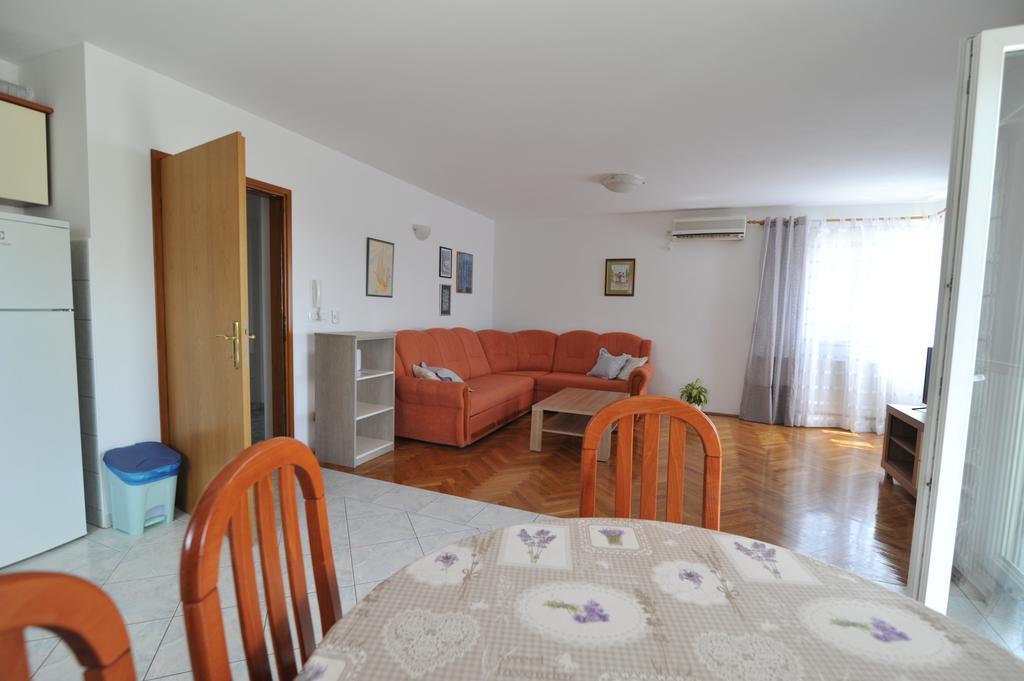 Villa Luna With Seaview Petrcane Exterior photo
